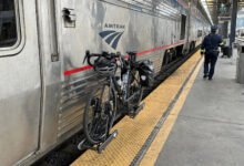 Amtrak 带自行车上火车：哪些车有 bike rack、预约与费用全解-美国通