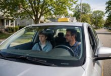 美国学车找 driving school 要多少钱?收费、包过真相与华人教练寻找方法-美国通
