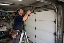 车库门弹簧断了修多少钱？torsion spring 为何别自己换全解-美国通