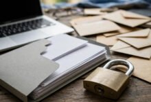 身份被盗用怎么办?三局信用冻结、FTC 报告、报警与受害者权利-美国通