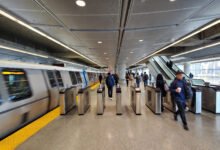 旧金山 BART+Clipper 卡全攻略：按距离计价，Clipper 卡/手机 NFC，SFO/OAK 机场接驳，深夜替代方案-美国通