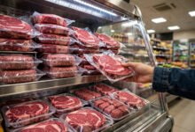 美国牛肉要降价了?30万吨碎牛肉进口关税减免,华人买菜能省多少钱-美国通