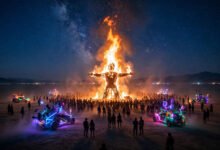 火人节第一次去怎么玩:门票怎么抢、沙漠生存清单与华人避坑指南-美国通