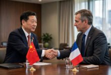 何立峰会见法国外事顾问博纳，谈中欧经贸合作-美国通