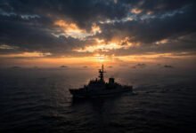 中国海警厦门舰编队在钓鱼岛领海内维权巡航-美国通
