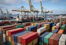 从中国网购会涨价吗?60国10%强迫劳动关税被告上法庭,9月30日开庭审了什么-美国通