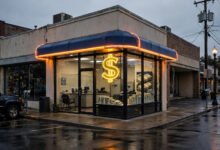 发薪日贷款能借吗?加州 payday loan 上限 300 美元、15% 费用与 400% APR 真相一次讲清-美国通