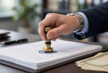 券商让你盖 Medallion 章？签名担保和公证的区别、去哪办-美国通