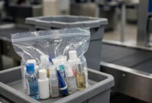 TSA 液体规则 2026:3-1-1 装袋、例外与没收避坑全解-美国通