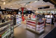 美国机场免税店到底免了什么税?回国前买买买划算吗-美国通