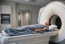 Prenuvo 全身 MRI 筛查：2500 美元自费值不值？假阳性焦虑全解-美国通