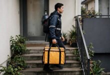 DoorDash 送餐员在你家门口摔伤:房主有责任吗-美国通