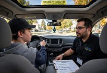 美国 16 岁青少年考驾照流程:learner's permit 持有期、各州 supervised hours 要求-美国通