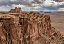 Acoma 天空之城:北美最古老持续居住社区,普韦布洛导览预约与摄影规定-美国通