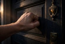 ICE 上门执行递解令:judicial warrant 和 administrative warrant 差在哪,能不开门吗-美国通