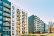 REIT 放 taxable 还是 Roth：分红按普通收入税，账户位置优化-美国通