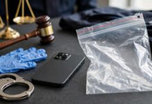 被捕后警察能直接翻我手机吗?Riley 规则-美国通