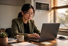 伊利诺伊2027年1月1日起：更年期纳入职场保护，可要求调温、弹性工时-美国通