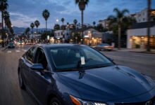 坐 Uber/Lyft 出车祸乘客找谁赔?三段保险期与索赔顺序全解-美国通