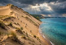 睡熊沙丘全攻略:Dune Climb 爬沙、7 英里景观道与 3000 美元救援账单-美国通