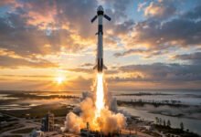 SpaceX货运龙飞船对接国际空间站成功：CRS-35任务运送6300磅补给，都送了些什么？-美国通