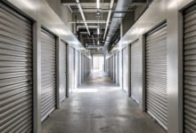 仓储单位欠费被拍卖:加州 lien sale 通知要求、赎回与止损-美国通