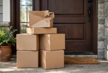 UPS/FedEx 包裹丢了找谁赔:declared value、默认 100 美元上限与索赔流程-美国通